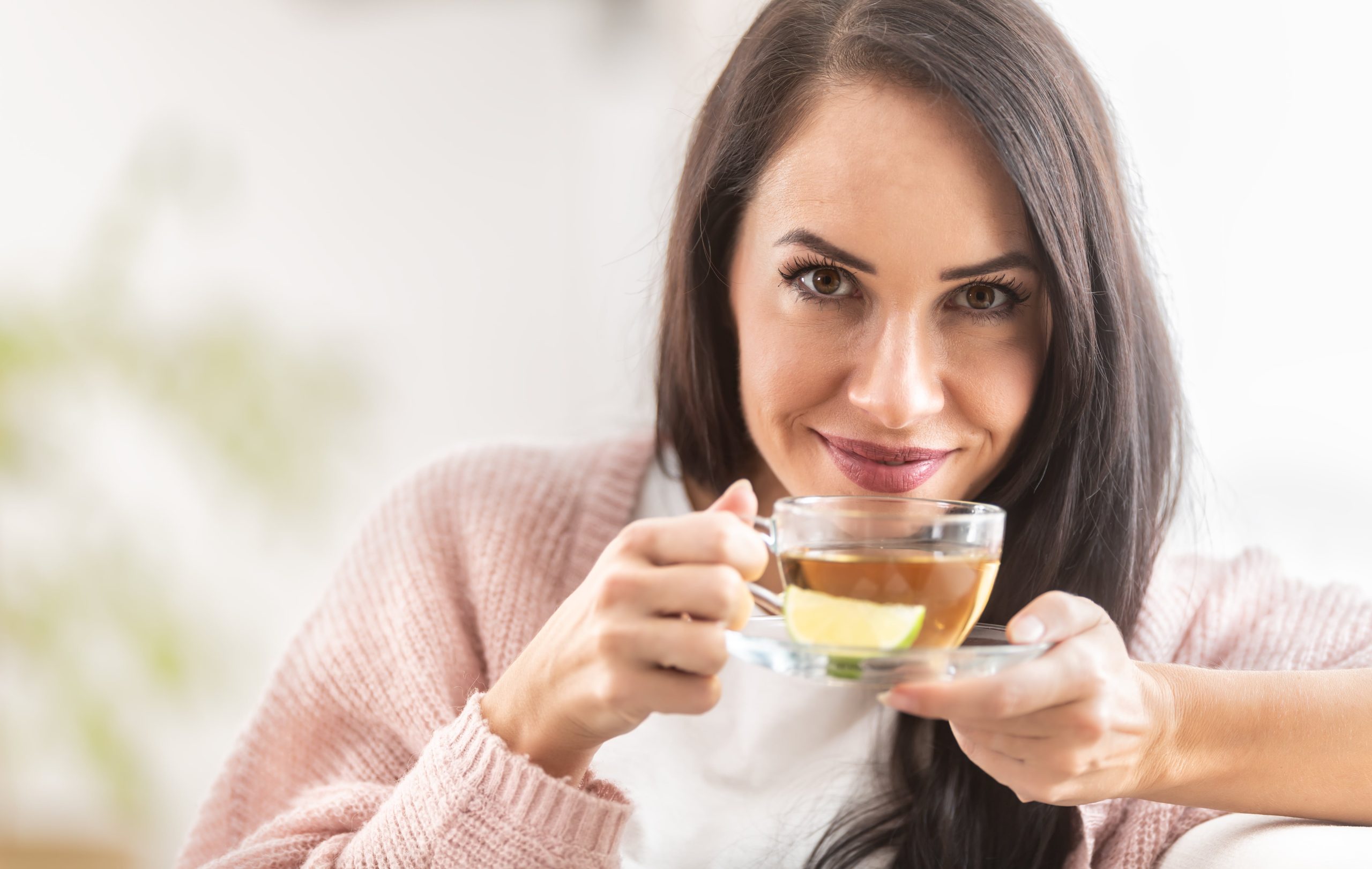 Read more about the article 10 Benefits of Herbal Tea